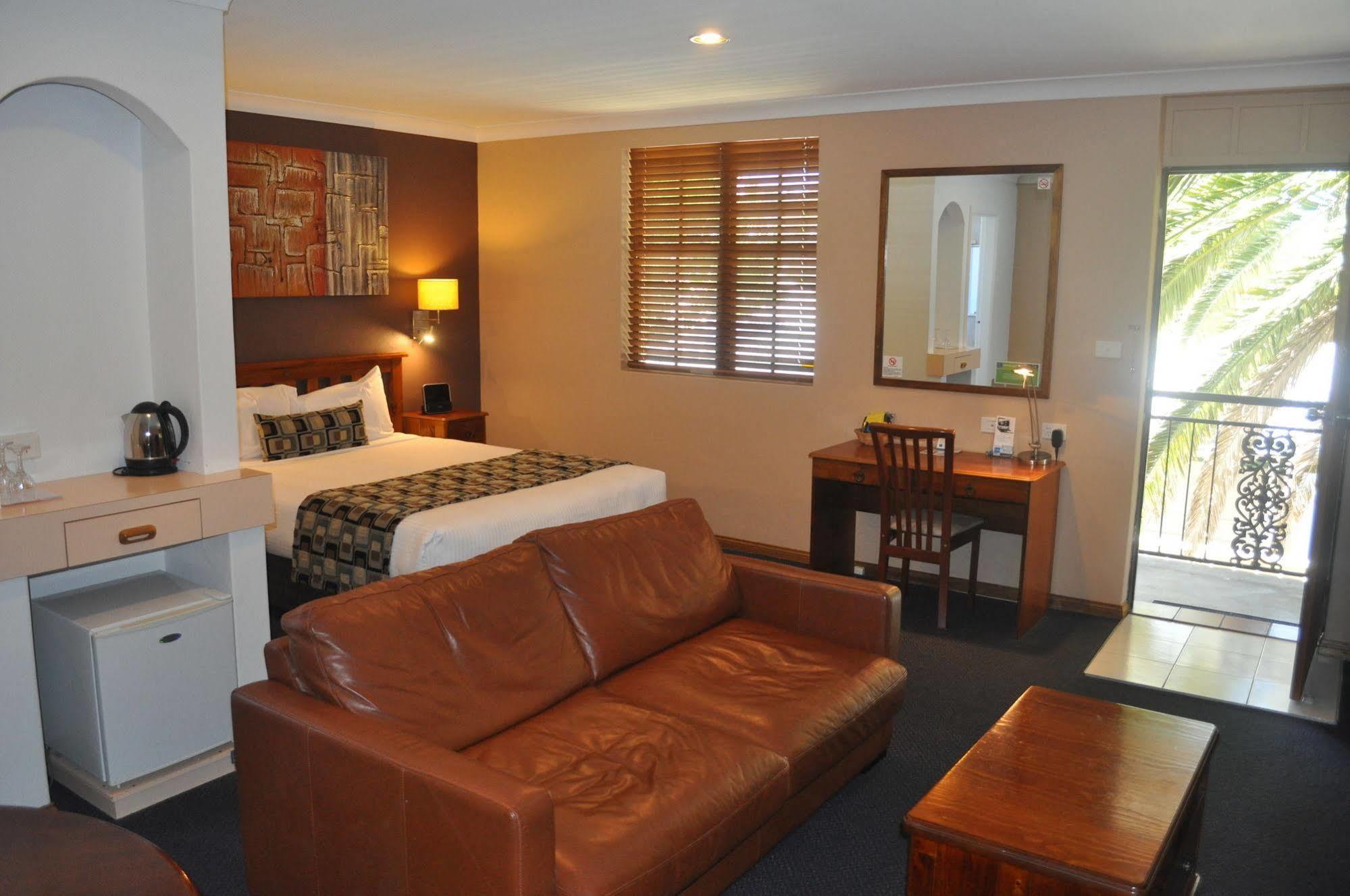 In Town Motor Inn 타리 외부 사진