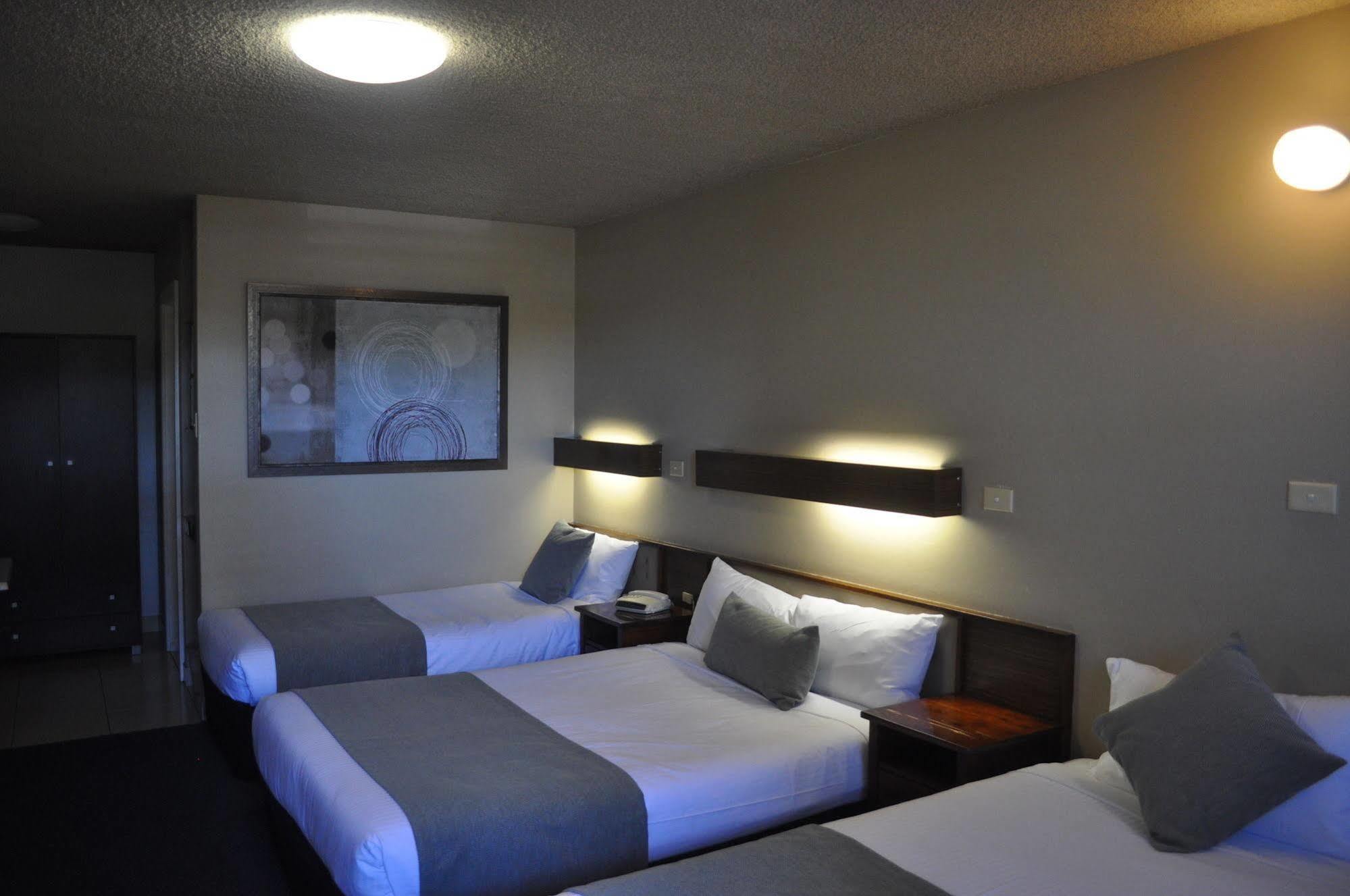 In Town Motor Inn 타리 외부 사진